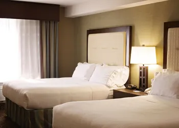 Holiday Inn Express & Suites Logan by IHG hotel thumbnail 4