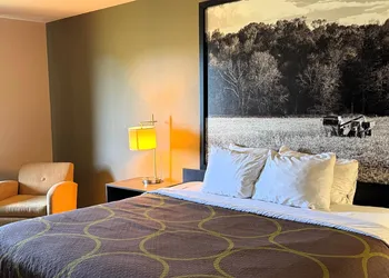 Super 8 by Wyndham Gas City Marion Area hotel thumbnail 8