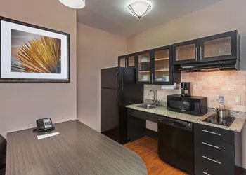 Candlewood Suites Amarillo-Western Crossing by IHG hotel thumbnail 8