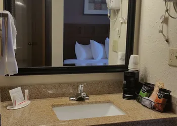 Baymont by Wyndham Tuscola hotel thumbnail 6