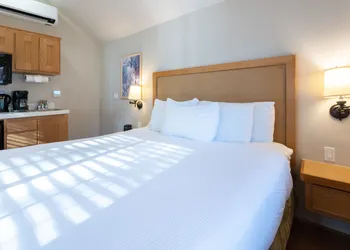 RiverPointe Napa Valley Resort hotel thumbnail 6