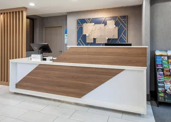 Holiday Inn Express & Suites Lathrop by IHG hotel thumbnail 2