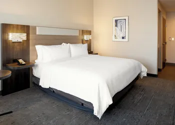Holiday Inn Express & Suites Lathrop by IHG hotel thumbnail 5