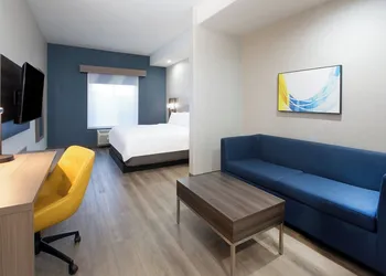Holiday Inn Express & Suites Lathrop by IHG hotel thumbnail 6