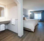 Holiday Inn Express & Suites Lathrop by IHG hotel detail image 7