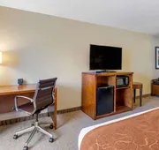 Comfort Suites Burlington hotel detail image 7