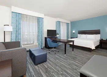 Hampton Inn & Suites Childress hotel thumbnail 4