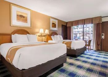 Quality Inn Arkansas City North hotel thumbnail 7