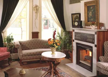 Washington House Inn hotel thumbnail 2