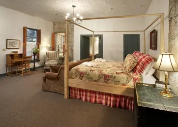 Washington House Inn hotel thumbnail 5