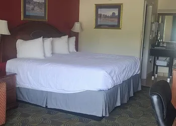 Days Inn by Wyndham Newton MS/I-20 hotel thumbnail 4