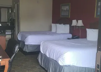 Days Inn by Wyndham Newton MS/I-20 hotel thumbnail 6