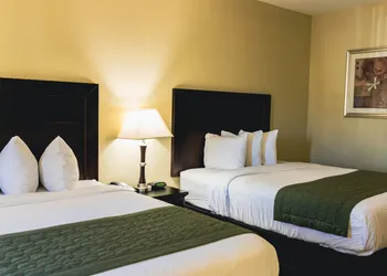Grander Inn & Suites by IHG hotel thumbnail 6
