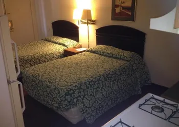 American Dream hotel thumbnail 5