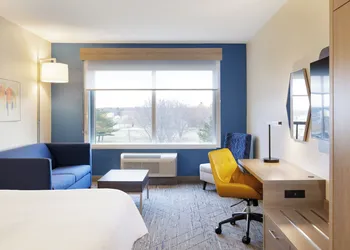 Holiday Inn Express Hotel & Suites Brookhaven by IHG hotel thumbnail 8