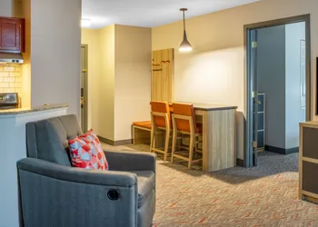 Candlewood Suites Boston North Shore Danvers by IHG hotel thumbnail 3
