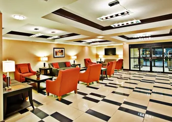 Holiday Inn Express Hotel & Suites Crawfordsville by IHG hotel thumbnail 2