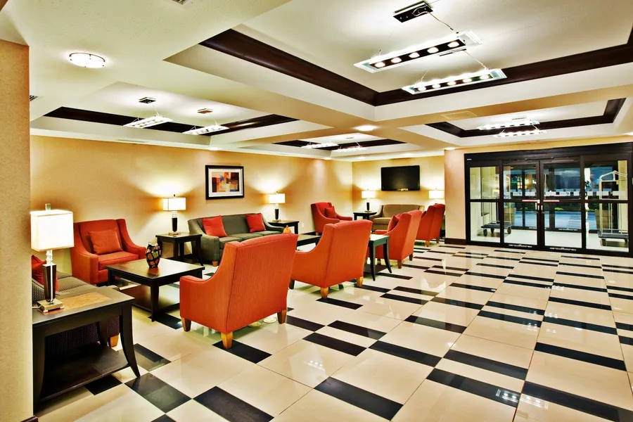 Holiday Inn Express Hotel & Suites Crawfordsville by IHG hotel detail image 2
