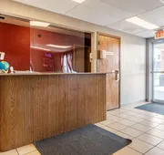 Econo Lodge Inn & Suites Escanaba North hotel detail image 3