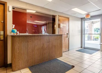 Econo Lodge Inn & Suites Escanaba North hotel thumbnail 3