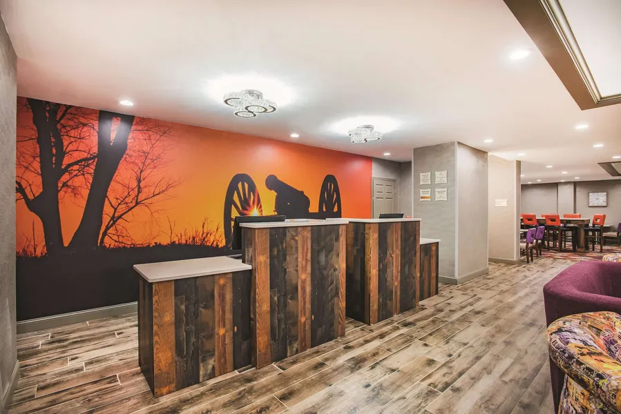 La Quinta Inn & Suites by Wyndham Chambersburg hotel detail image 2