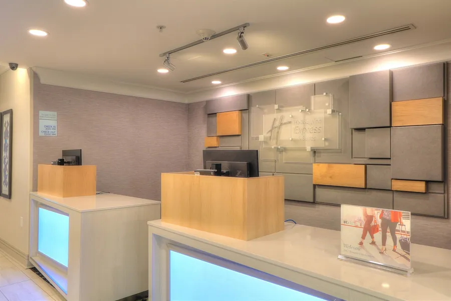 Holiday Inn Express Hotel & Suites Mobile/Saraland by IHG hotel detail image 2