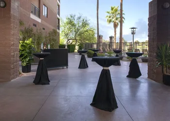 Embassy Suites by Hilton Phoenix Scottsdale hotel thumbnail 7