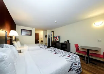 Red Roof Inn Osage Beach - Lake of the Ozarks hotel thumbnail 7