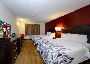Red Roof Inn Osage Beach - Lake of the Ozarks hotel thumbnail 8