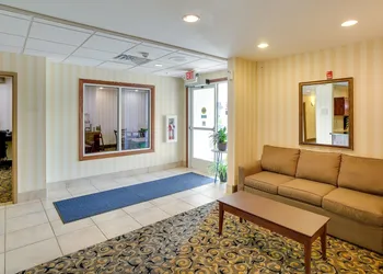 Cobblestone Inn & Suites - Clintonville hotel thumbnail 7