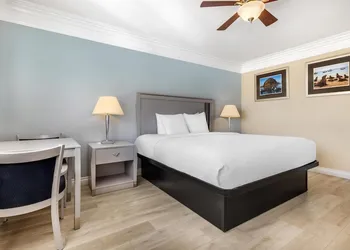 Best Western Tradewinds hotel thumbnail 6