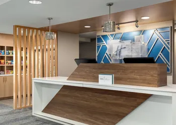Holiday Inn Express Hotel & Suites NORTH FREMONT by IHG hotel thumbnail 2