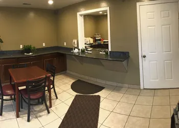 Relax Inn of Medford hotel thumbnail 2