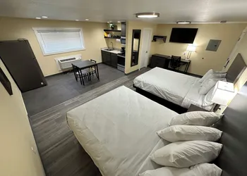 Relax Inn of Medford hotel thumbnail 3