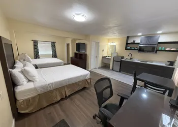 Relax Inn of Medford hotel thumbnail 8