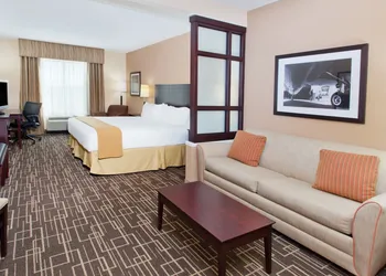 Holiday Inn Express Hotel & Suites Jackson NE by IHG hotel thumbnail 3