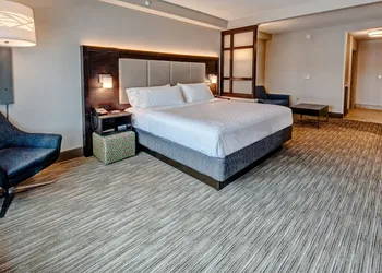 Holiday Inn Express Hotel & Suites Jackson NE by IHG hotel thumbnail 8