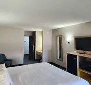 Days Inn & Suites by Wyndham New Iberia hotel detail image 3