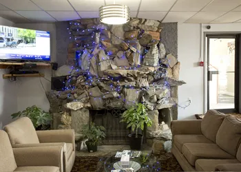 Valemount Vacation Inn hotel thumbnail 4