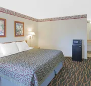 Days Inn by Wyndham Hardy hotel detail image 4