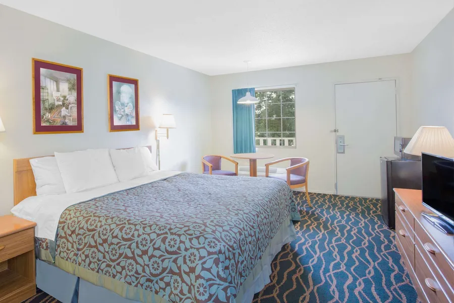 Days Inn by Wyndham Hardy hotel detail image 6