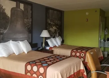 Super 8 by Wyndham Ruther Glen Kings Dominion Area hotel thumbnail 4