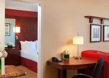 Residence Inn by Marriott Auburn hotel thumbnail 5