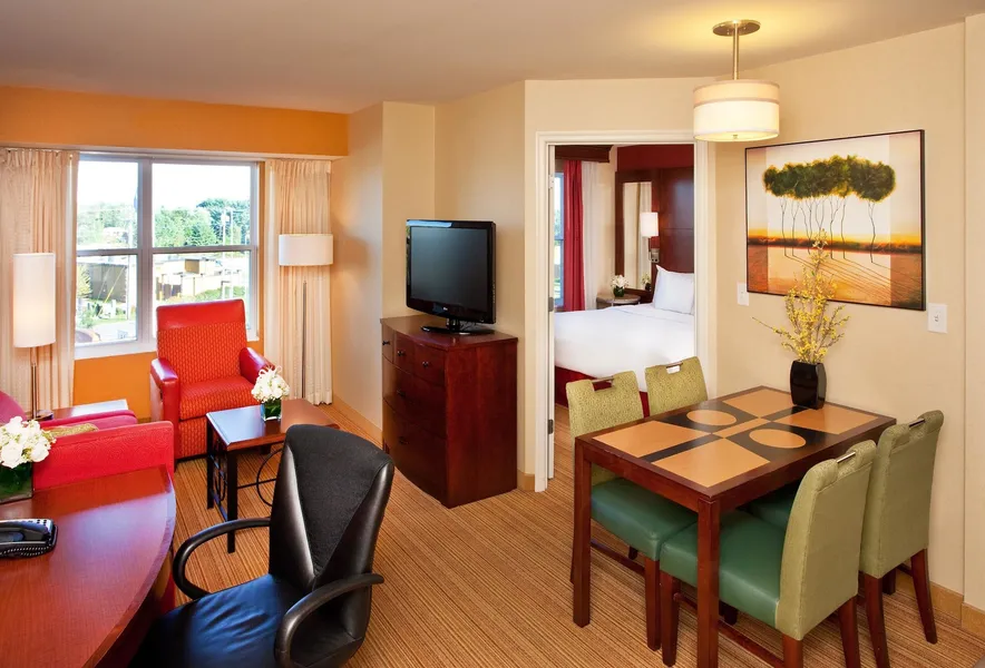 Residence Inn by Marriott Auburn hotel detail image 6