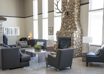 Whitewater Inn hotel thumbnail 3