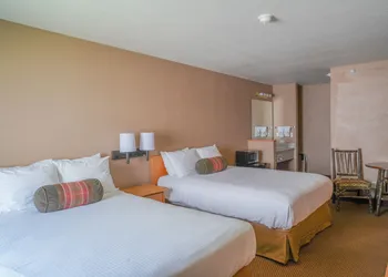 Whitewater Inn hotel thumbnail 5