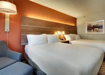 Holiday Inn Express Poughkeepsie by IHG hotel thumbnail 4