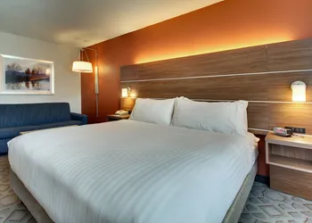 Holiday Inn Express Poughkeepsie by IHG hotel thumbnail 5