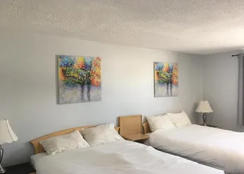 Country Garden Inn hotel thumbnail 5