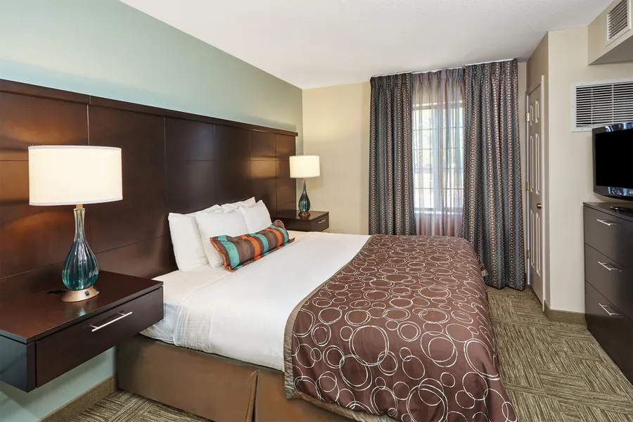 Staybridge Suites, Lincolnshire by IHG hotel detail image 6